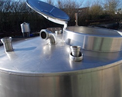 1 Cuve NEP de 1 600 litres N°1